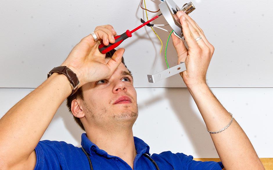 dépannage électricien Gouvernes